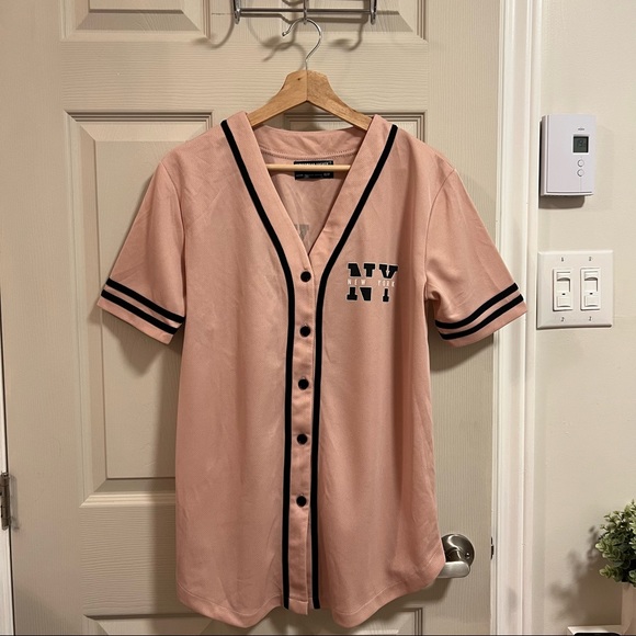 Streetwear Society New York Tee - Picture 1 of 6